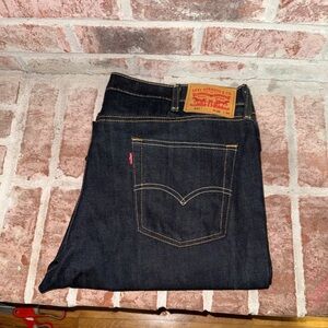 Levi's Dark Blue Straight Jeans size 38/34